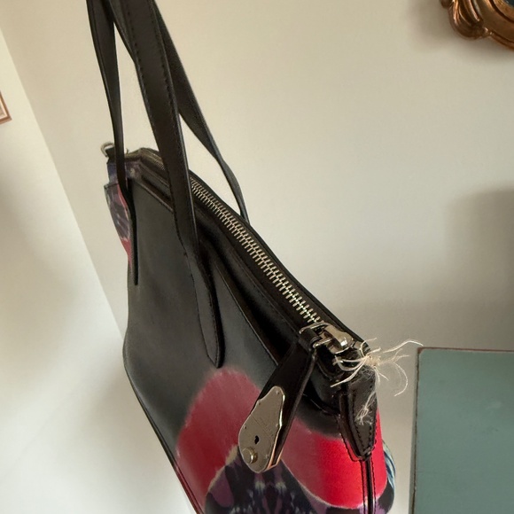 Calvin Klein Shoulder Bag Black with Tie Dye - Picture 6 of 10